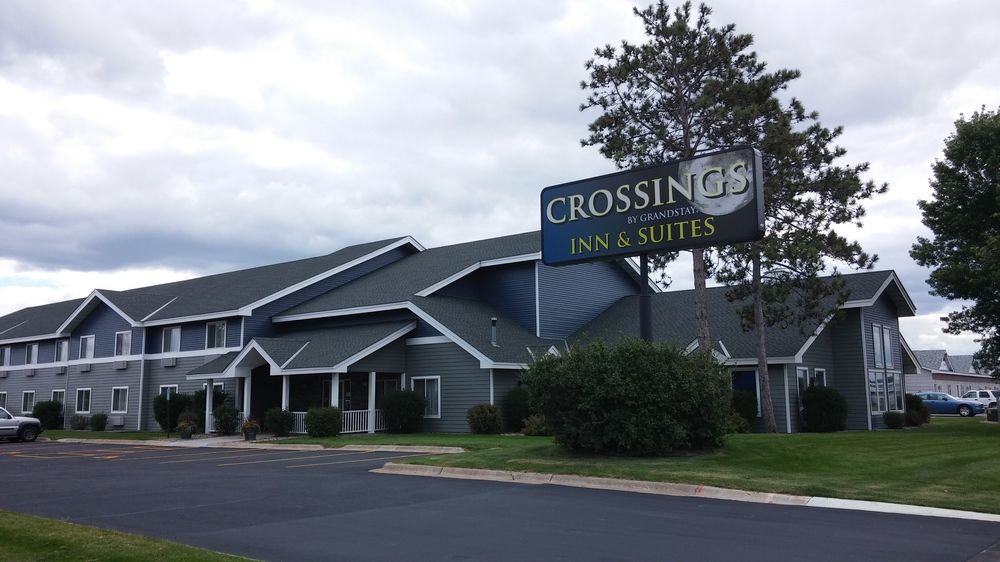 GrandStay Hotel & Suites Cambridge Exterior foto